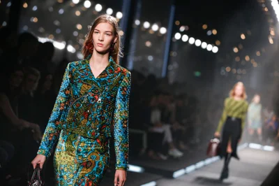 Look 29